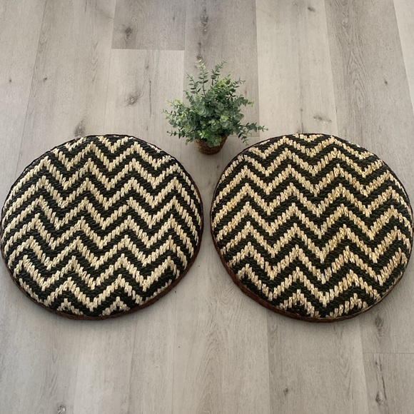 Woven zigzag chevron Set of 2 larger round‎ baskets wallDecor two tones boho art
